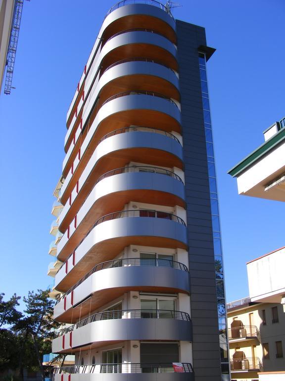 Torre Argonavis Apartamento Lignano Sabbiadoro Exterior foto